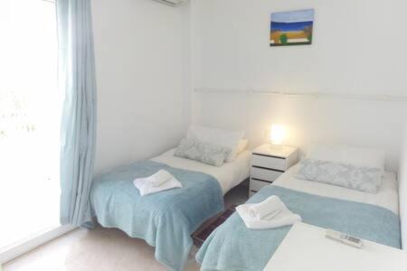 Amplio Apartamento Con Piscina Cerca De La Playa Nerja Exteriör bild